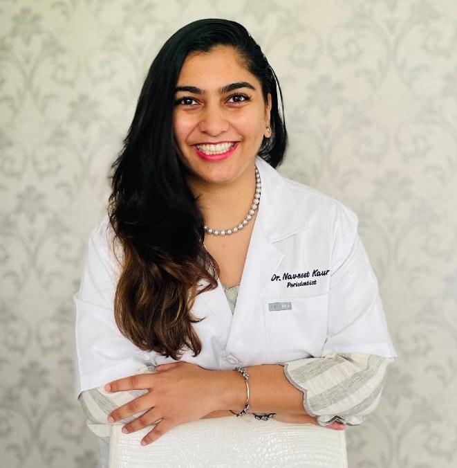 DR. Navvneet Kaurr